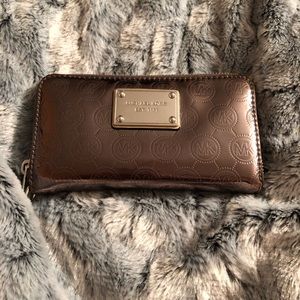 Authentic Michaels Kors wallet